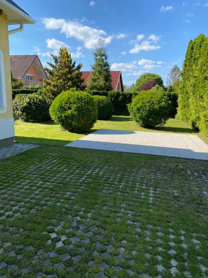 Pacsirta Apartman Lenti Exteriör bild