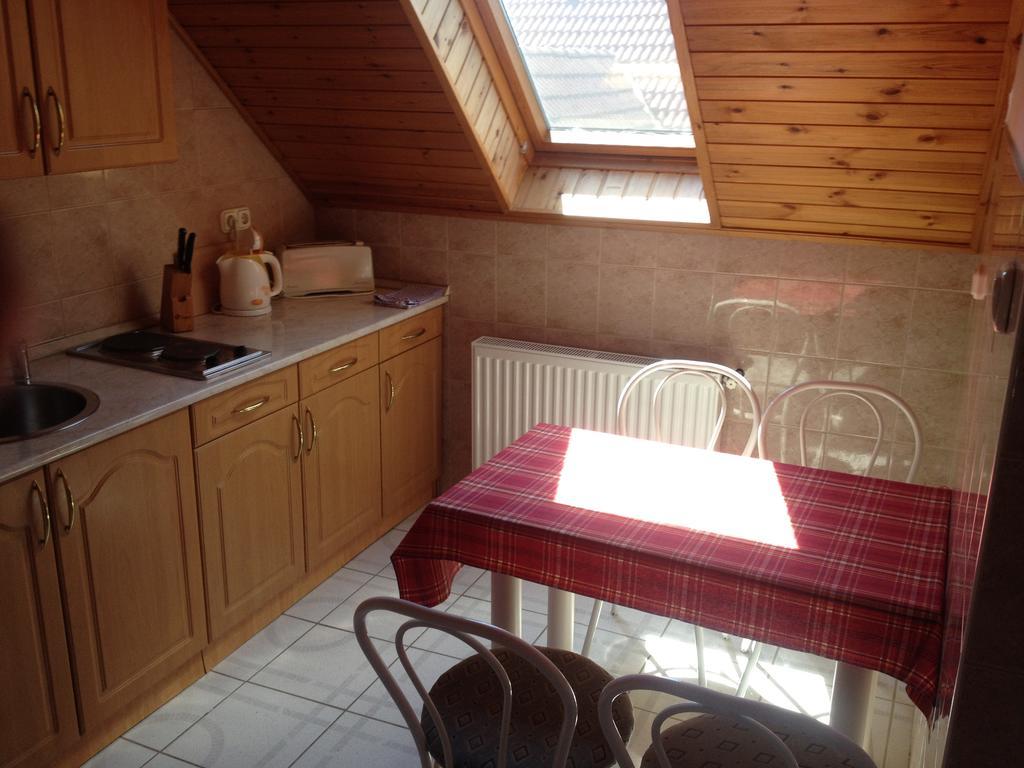 Pacsirta Apartman Lenti Exteriör bild